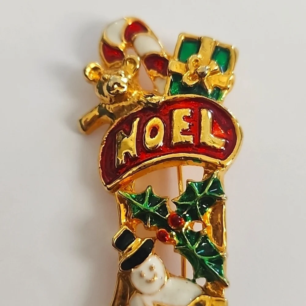Vintage Christmas Noel Stocking Brooch Rhinestone Holiday Pin